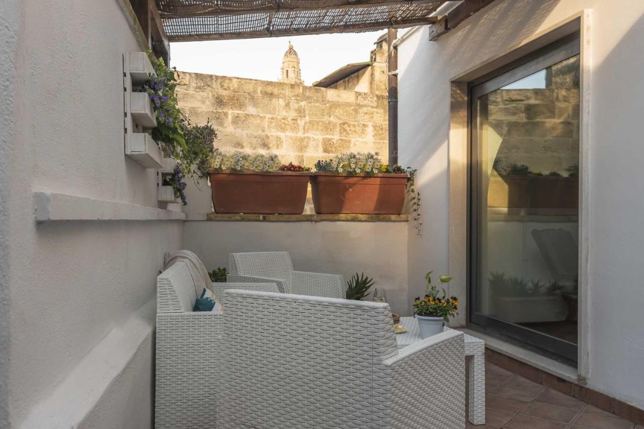Terzo Campanello - Terrazza Nel Centro Storico Lecce Exterior foto
